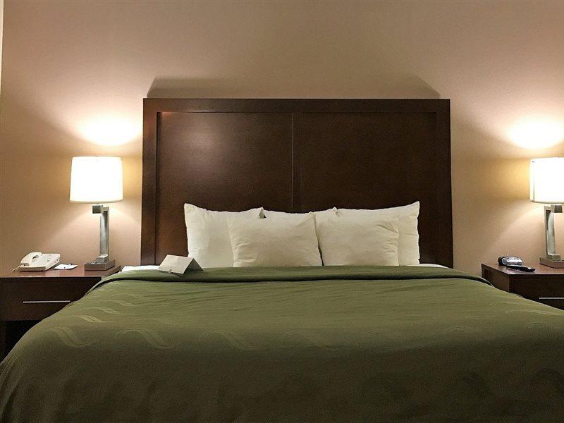 Country Inn & Suites By Radisson, Battle Creek, Mi Eksteriør bilde